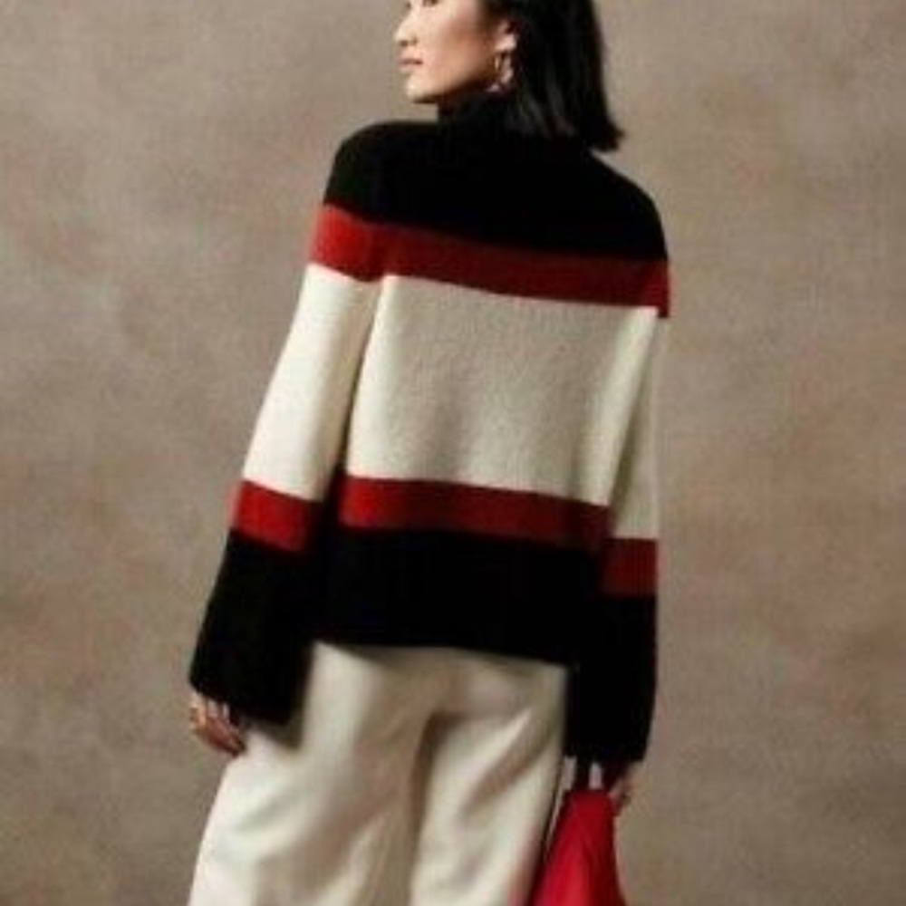 NWT Banana Republic Sweater - Picture 5 of 14